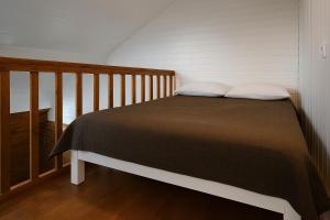 La Râu - Căsuța de sus