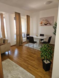 Lux Mimi Apartments