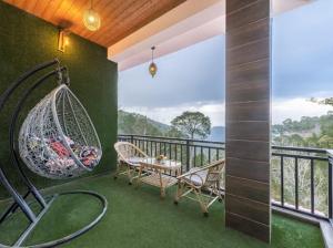 Whispering Woods Homestay Kasauli !!