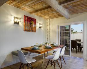 Sea La Vie by Paradise Retreats