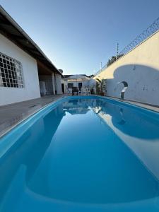 Casa com piscina em Boa Vista, Roraima, bairro Caçari