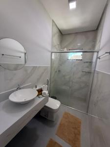 Casa com piscina em Boa Vista, Roraima, bairro Caçari