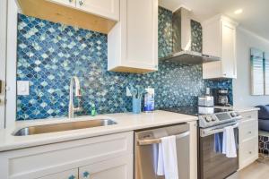 Steps to St Pete Beach Condo with Pool Access
