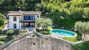 Villa aMA with Pool