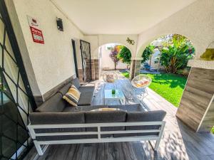 LITORAL COSTA DORADA - CASA OSCA Only families