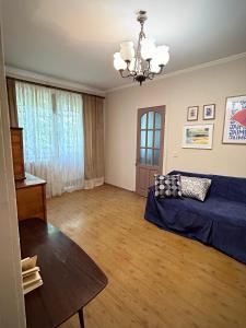 Cozy retro apartment near park