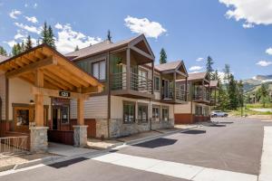 Wildwood Suites 206 by Ski Country Resorts