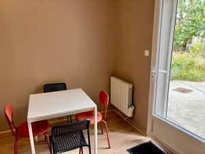 Appartements Charmant studio au calme, Stationnement gratuit : photos des chambres