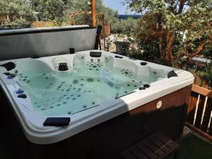 Maisons de vacances EVGmazetsyurt piscine lapicholine : photos des chambres