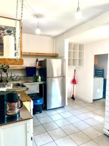 6 people, big, free parkings, near Old Quebec, near river