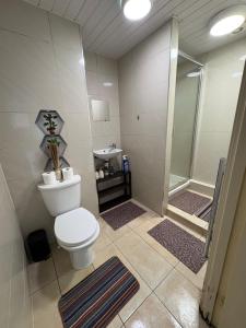 Private Double and Triple Room North London