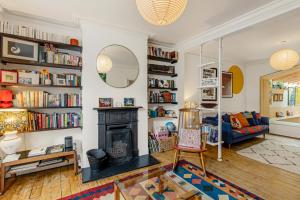 Lovely 3BR House with Garden in Walthamstow