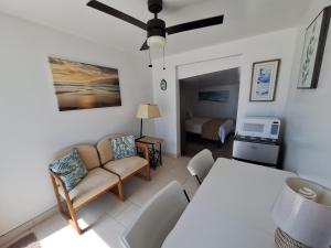 #7 Beach Front Private Room