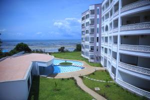 The Cabana at Baobab Waves