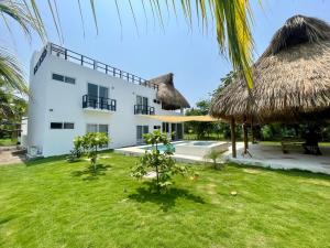 Villa Almendro - 4 habitaciones