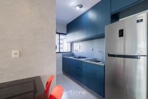 Apto c varanda a 500m da Praia - EII0304