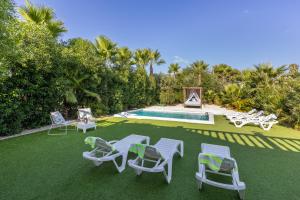 Fidalsa Divine Hiding