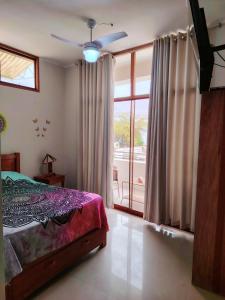 Casa Entre Rocas y Veleros