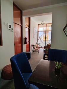 Casa Entre Rocas y Veleros