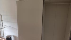 Sejours chez l'habitant Private Bedroom Near train Station - 20 min from Paris and Disneyland : photos des chambres