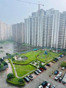 Zest Haven - Near Sector 143 Metro Station Noida