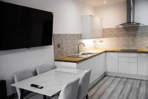 Academy Apartments By Elegance Stays