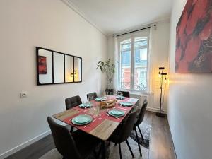 Appartements Le coeur de Reims magnifique 3 chambres au centre : photos des chambres