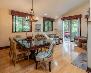 Summerland Oasis by Paradise Retreats