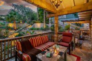 Summerland Oasis by Paradise Retreats