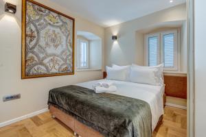 Porta Stella 2-Bedroom Luxury Apartment