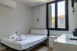 AH - Habitaciones Pilar de Zaragoza - Гостевые дома, Мадрид