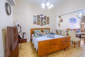 Two Luxury Condos by NDK and National Stadium with 2 Free Parking Spots