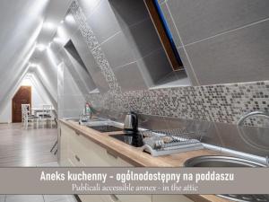 Willa Pod Reglami - Małe Ciche - Sauna & Jacuzzi - 400m od Stacji Narciarskiej