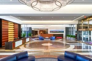 Relax in Apt Close to Highlight Landmarks