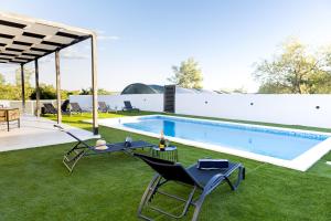 Tranquil Holiday home Nena with swimming pool