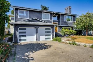 2 Mi to Des Moines Beach Park Mod Des Moines Apt