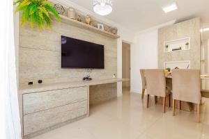 Apto Confortável e Econômico na Praia de Bombas