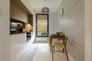 Blue Portova Apartment