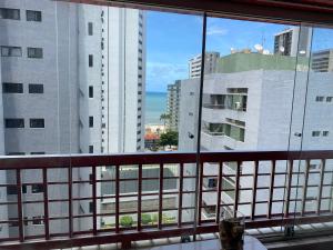 apto na quadra do mar