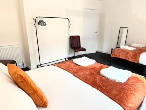 Entire 5 Bed New Home - Southampton Centre - 4BDRM