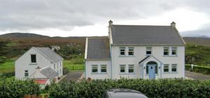 An Teach Beag Glencolmcille, little home from home