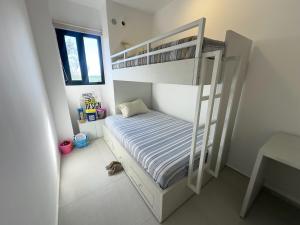 Apartamento nuevo de 2 habitaciones cerca de Asunción 212