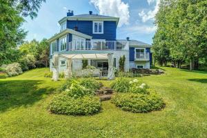 Sutton's montagne view