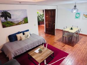 Monterrico Polo Aparts 6 - DPTO CON 3 CAMAS FRENTE EMBAJADA USA