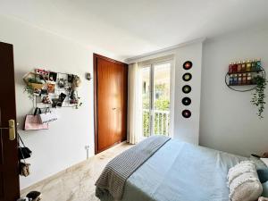 Coastal Comfort Stylish Stay Near the Black Sea