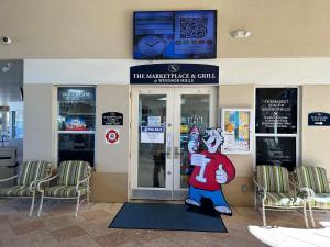 Palm Tree Paradise 3 bedroom condo at Windsor Hills close to Disney