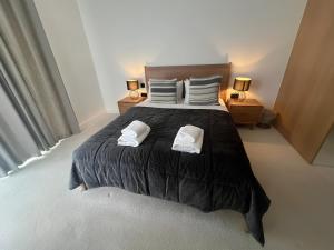 Elegant Apartments Kensington with Private Balcony