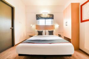 Townhouse Varthur Main Road Near Nexus Whitefield (The Forum Neighbourhood Mall)