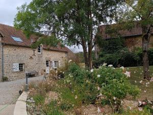 Maisons de vacances Charmant gite en Normandie avec jardin et activites a sensations - FR-1-410-300 : Maison de Vacances (12 Adultes)