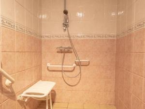 B&B / Chambres d'hotes Chambre La Loire - Acces Handicape, WiFi, Animaux admis - FR-1-590-458 : photos des chambres